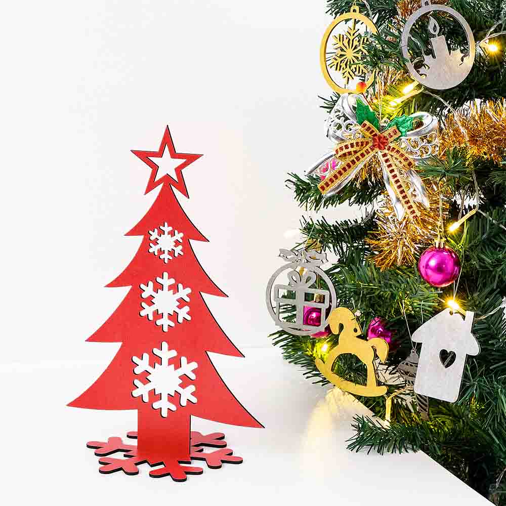 زينة حفلات بتصميم شجرة الكريسماس لون أحمر من ماركة كريسماس 2020